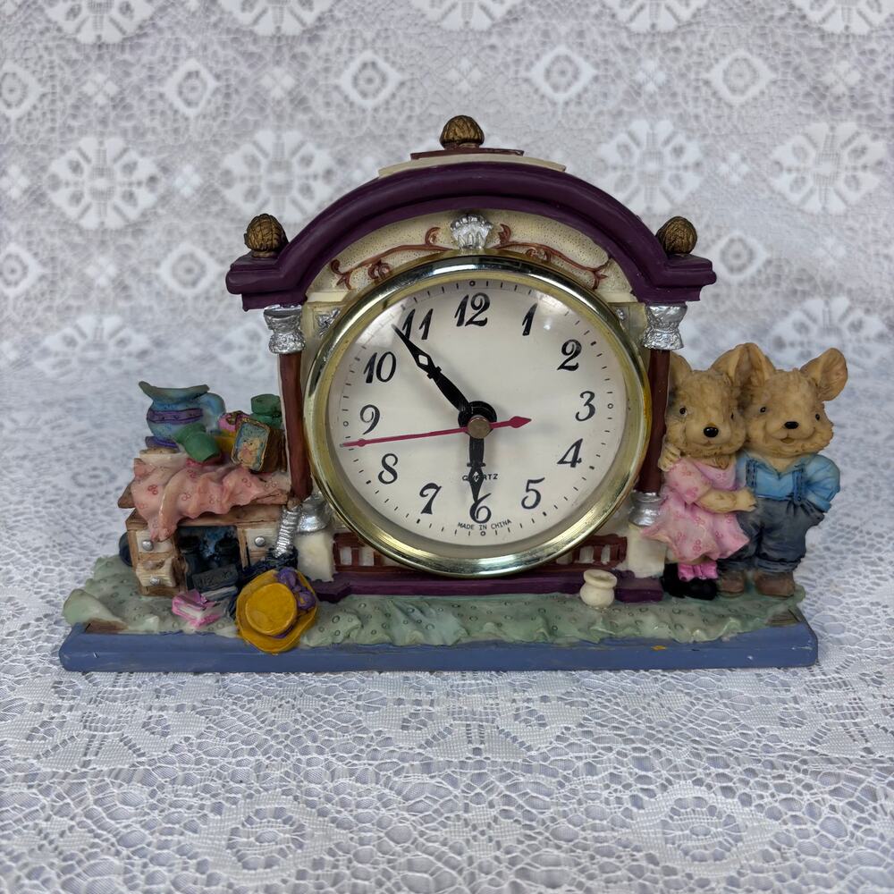 Vintage Woodland Mice Quartz Mantel Clock Figurine Cottage Core Cute Unique